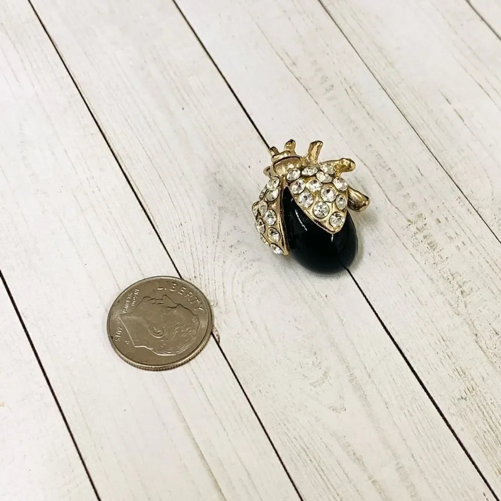 Crystal Gold Black Bug Pin‎